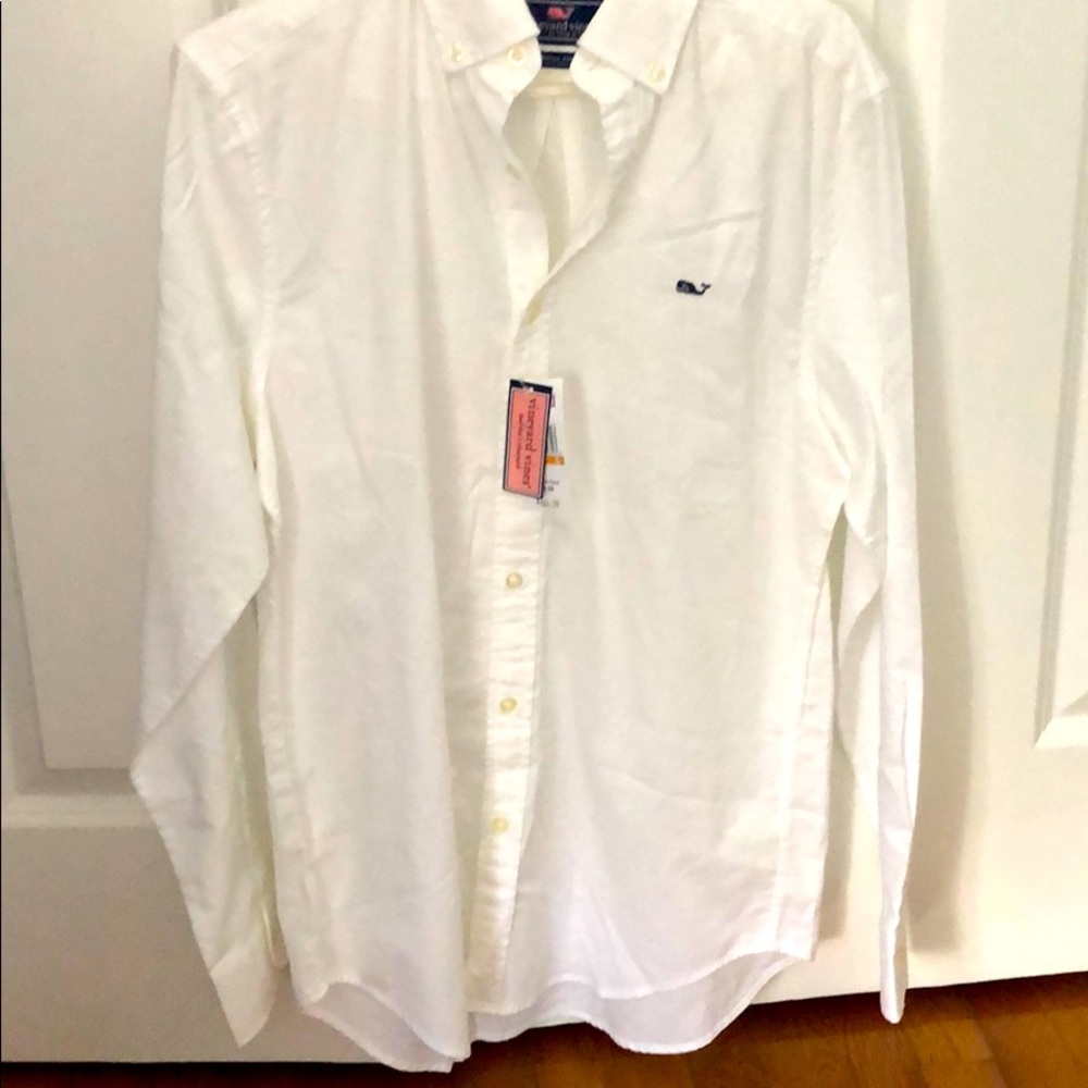 Vineyard Vines NWT button down